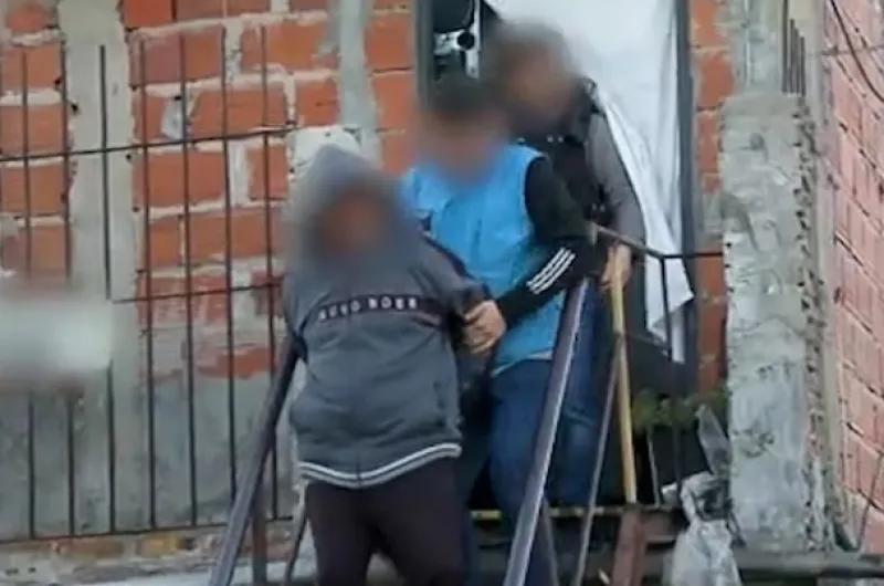 Ciberdelito: arrestan a dos sospechosos por fraude de dólares y pesos