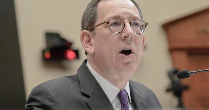 Northwestern University President Michael Schill announces resignation