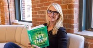 Bestselling author Mel Robbins is bringing her Let Them Tour 2026 to Phoenix