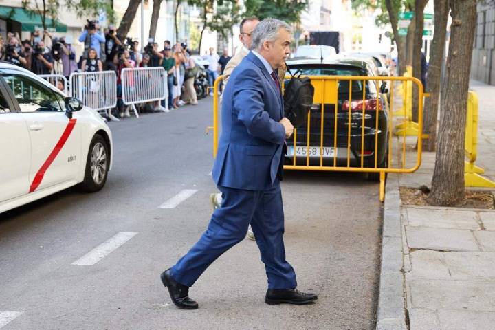 La defensa de Cerdán cuestiona al juez por su "lectura superficial" del informe de los audios