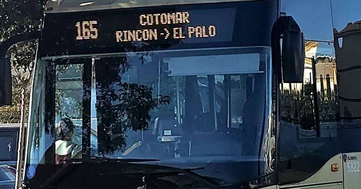 Rincón de la Victoria y El Palo estarán unidos por un 'autobús exprés' para los trabajadores por la mañana
