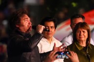 Javier Milei lanzó la campaña en Córdoba y apuntó contra el Congreso