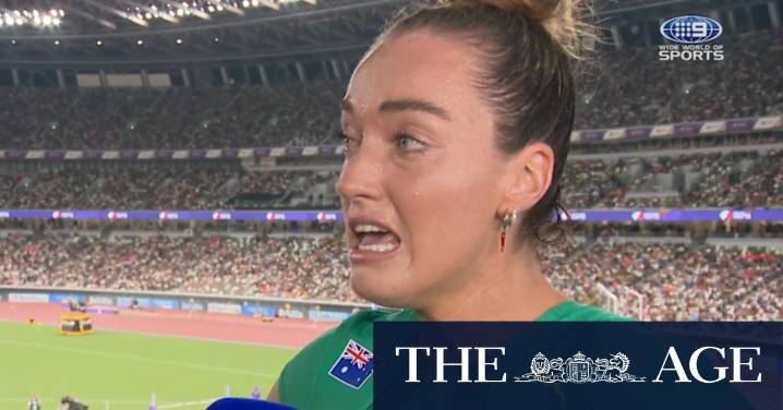 Aussie 400m runner breaks down in tears