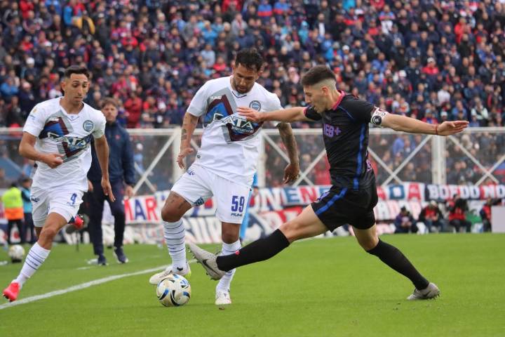 Videos: Godoy Cruz perdió ante San Lorenzo y sigue en el fondo de la tabla