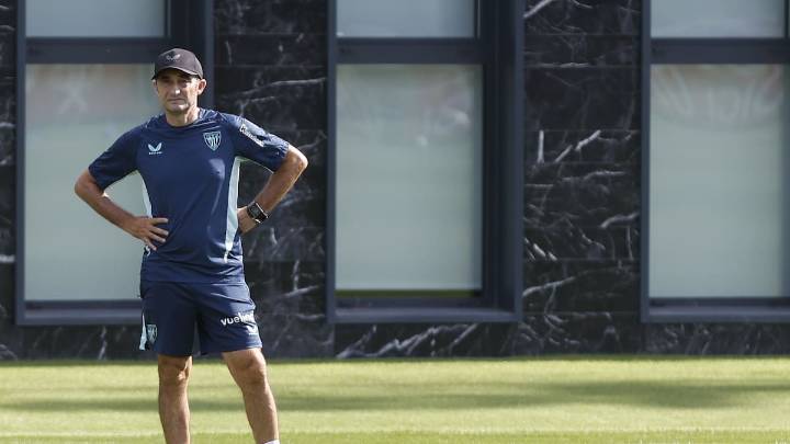 Cuatro partidos de sanción a Ernesto Valverde y tres a Álex Padilla por sus respectivas expulsiones ante el Betis