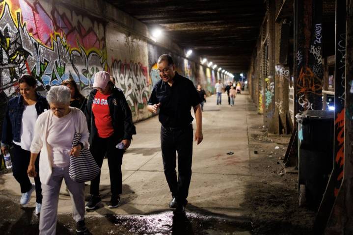 Chicago faith leaders lend support to immigrants fearing ICE
