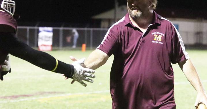Marion football coach Brian Hennecy:  A win 'would turn this program around'