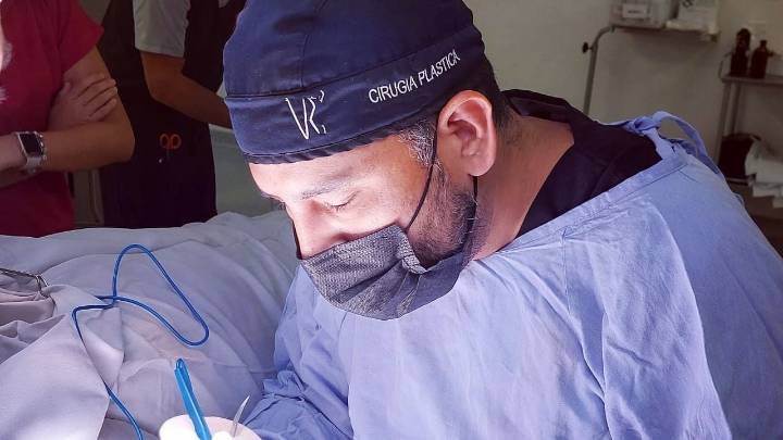 Suspenden a médico que operó a Paloma Nicole, adolescente que falleció tras cirugía estética