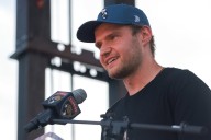 Deadspin | Panthers captain Aleksander Barkov injured in practice