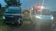 Ambulancia del ayuntamiento Alfajayucan sufre accidente en Tepeji del Río