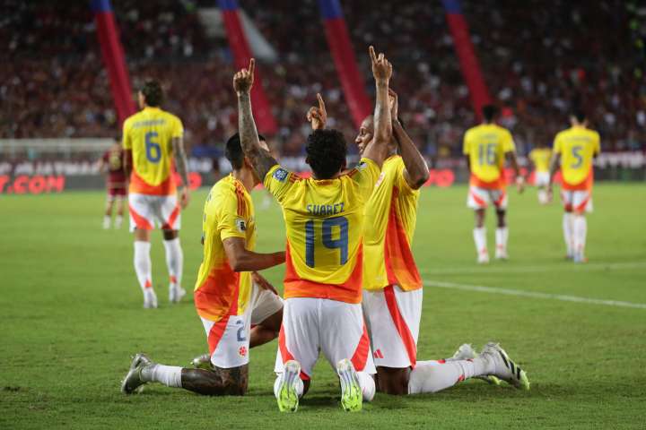 3-6. Colombia golea a Venezuela y frustra su sueño por la repesca al Mundial 2026