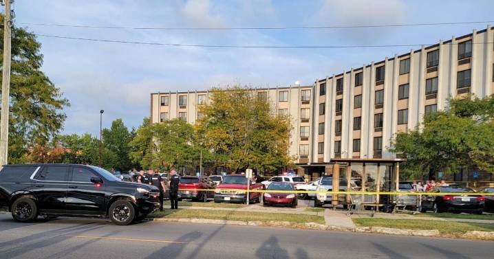 Fort Wayne officer injured in stabbing now recovering at home