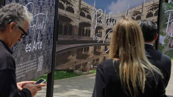 Inauguran exposición fotográfica sobre Portugal, en el marco de la Feria del Libro de Morelia