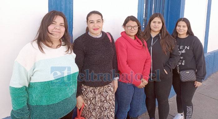Acusan malos tratos: Apoderadas de escuela rural se niegan a que director titular vuelva al establecimiento