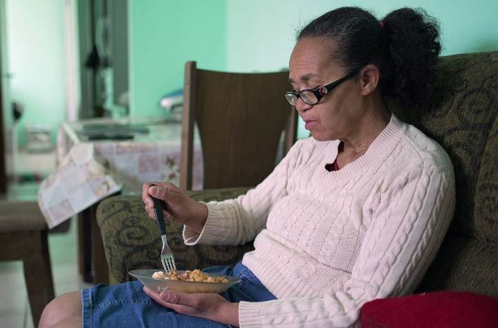 Meal Timing May Shift With Aging, Is Linked to Health Changes