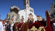 La Virgen de los Milagros se despide de Huelva: Vuelve en carreta junto a todo su pueblo