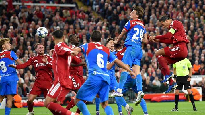 Van Dijk castiga en el descuento a un Atlético que luchó hasta el final en Anfield (3