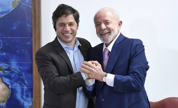Kicillof viajó a Nueva York: se mostrará con Lula y otros presidentes