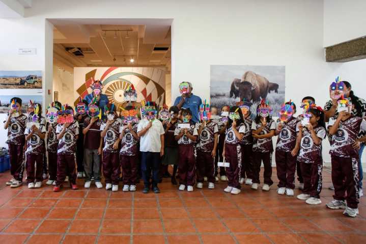 Alumnos de la primaria Tarike disfrutan del Museo de Arqueología e Historia de El Chamizal
