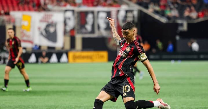 Almirón, Gregersen, Berrocal sparkle as bright spots for Atlanta United