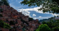 Le ponen ojo a la Iguaná: Alcaldía de Medellín creó unidad especial para controlar las construcciones en esa cuenca
