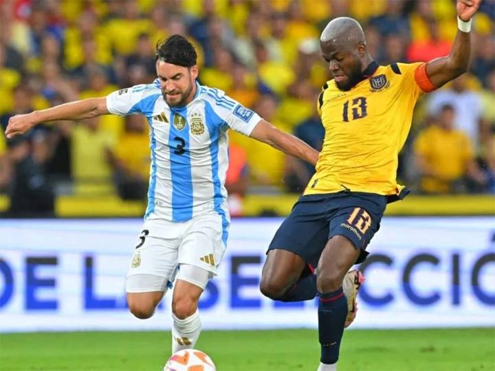 Sin Messi y con un jugador menos, Argentina cede ante Ecuador