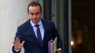 Macron elige a un hombre de confianza como su quinto primer ministro