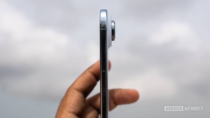 The internet is out to break the iPhone Air, but it seems indestructible