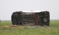 Volcó un utilitario en plena tormenta cerca de Coronel Suárez