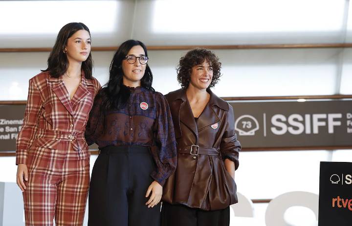 Los domingos: Alauda Ruiz de Azúa pone a debatir sobre religión con su iluminada y muy laica fe en el cine (****)