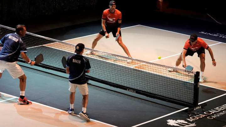 Pickleball tip of the week focuses on covering the middle