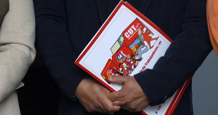 CUT califica de "retroceso sindical" listado actualizado de empresas estratégicas sin derecho a huelga