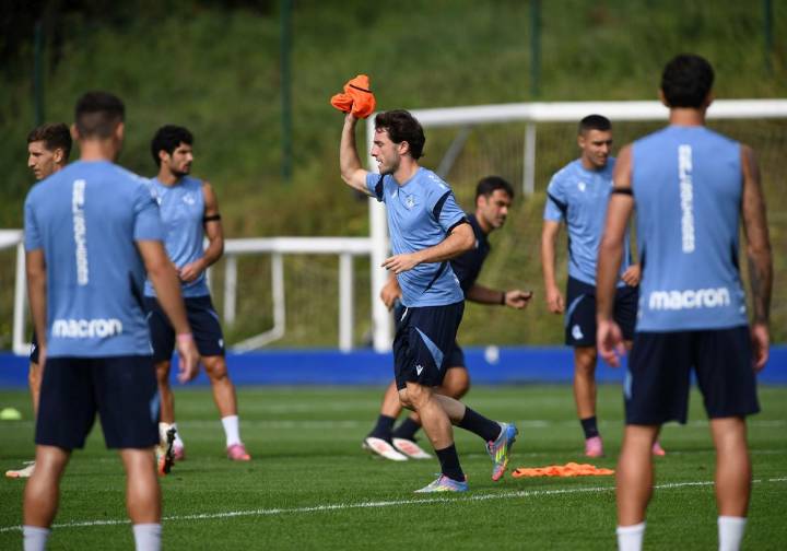 Odriozola vuelve a jugar con la Real nueve meses después