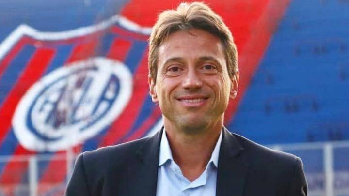 Crisis total en San Lorenzo: ingresó la barrabrava, renunciaron dirigentes y el club quedó acéfalo