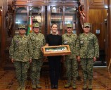 Claudia Sheinbaum reconoce trabajo de mujeres militares en elaboración de banda presidencial