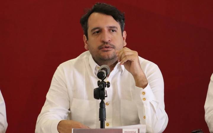 'Andy' López Beltrán se desmarca de amparo contra orden de captura