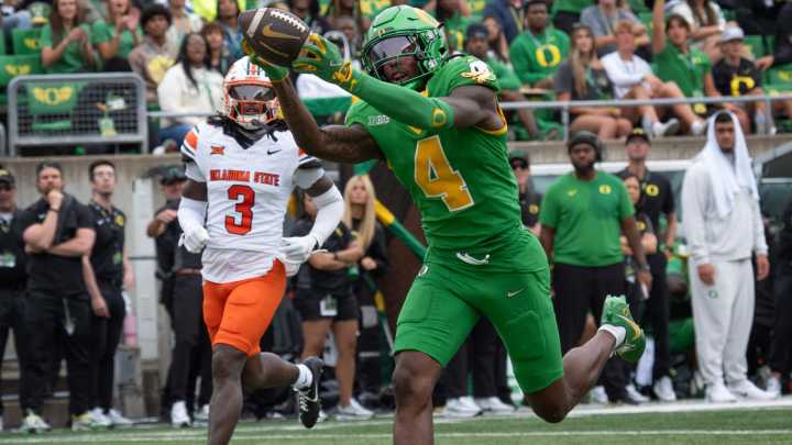 Our 4 boldest Oregon football predictions for Northwestern game