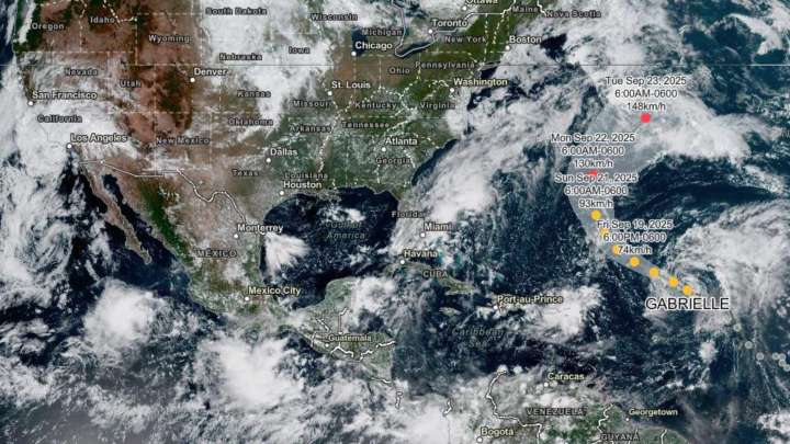Aviso por Fuerza de la Tormenta Tropical Gabrielle: ¿Cuándo Se Convertirá en Huracán?