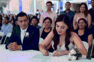 BENEFICIAN A LEONESES CON MATRIMONIOS Y REGISTROS GRATIS