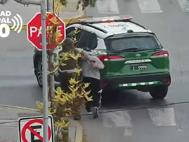 Lo detectaron las cámaras: Detienen a sujeto con arma y municiones en pleno centro de Iquique