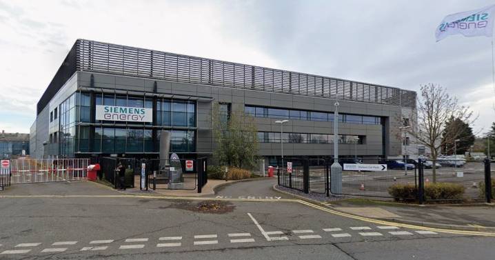 Energy workers in Lincoln celebrate successful pay win after strike vote