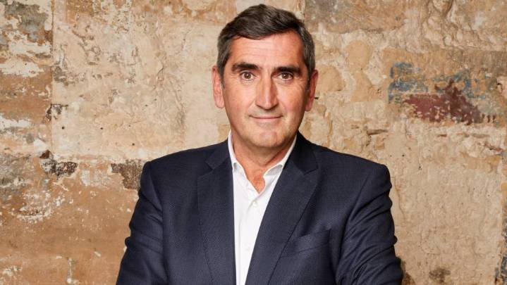 LVMH Shuffles Leadership in Wines and Spirits as One Exits for Soccer