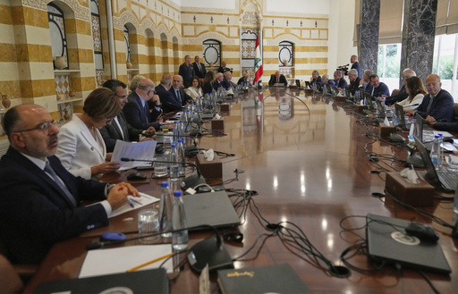 Ministros chiíes se retiran de discusión del plan del Ejército libanés para desarmar a Hezbollah