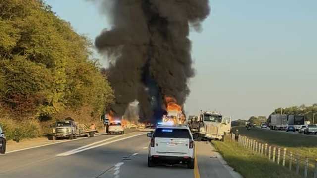 KSP investigating multi-vehicle crash that left 3 dead in Woodford County