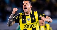 Peñarol venció sobre la hora a Liverpool y clasificó a cuartos de final de la Copa AUF Uruguay