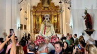 Una multitud celebra la renovada ermita del Vaquero