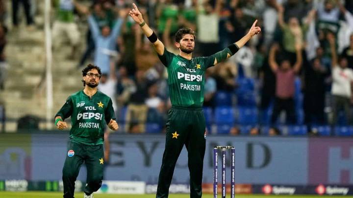 Pakistan record 5-wicket win over Sri Lanka in Asia Cup