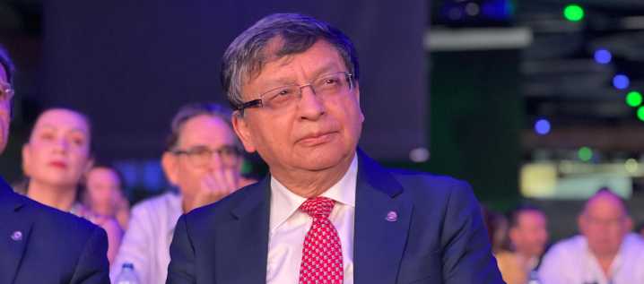 “Autócratas utilizan la democracia para llegar al poder y luego la destruyen”: Ibáñez