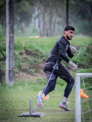 En medio de crisis, Deportivo Pereira visita hoy al Chicó