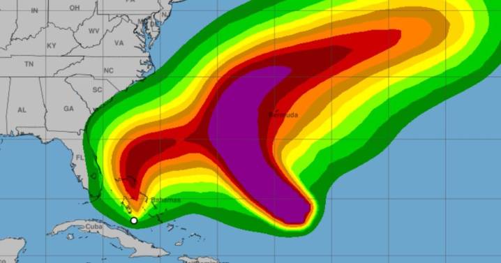 Florida suspende nuevos seguros por efectos de la tormenta Imelda